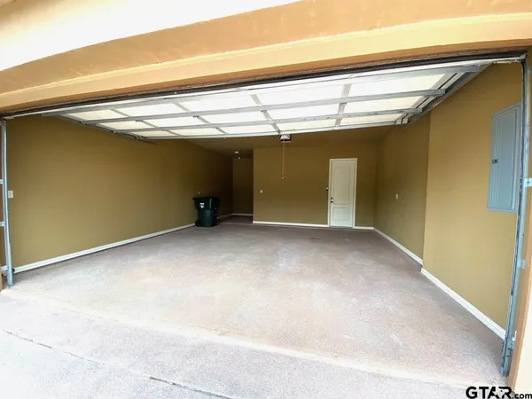 $3,250 | 5318 Del Norte Drive, Tyler, TX 75703