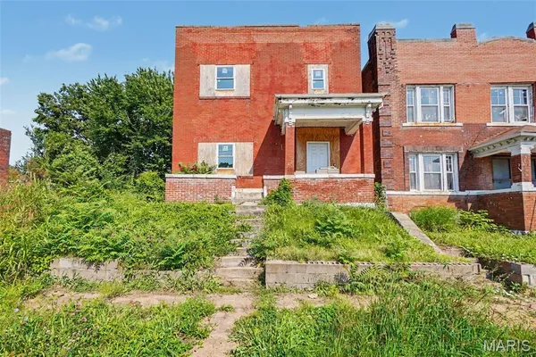 $60,000 | 3067 Marcus Avenue, St. Louis, MO 63115