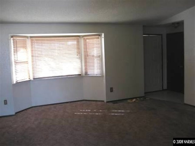 8480 Gipsy Way Reno, NV 89506 - Photo 2 of 3 Photo 2