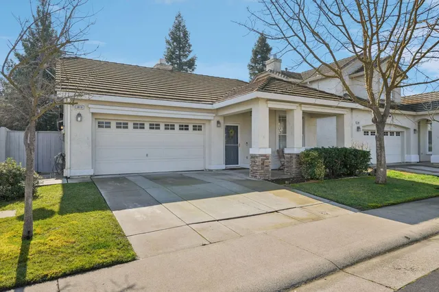 $529,000 | 3818 Renwick Avenue, Elk Grove, CA 95758