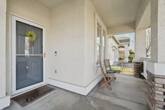 $529,000 | 3818 Renwick Avenue, Elk Grove, CA 95758