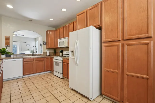 $529,000 | 3818 Renwick Avenue, Elk Grove, CA 95758