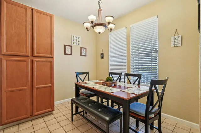 $529,000 | 3818 Renwick Avenue, Elk Grove, CA 95758