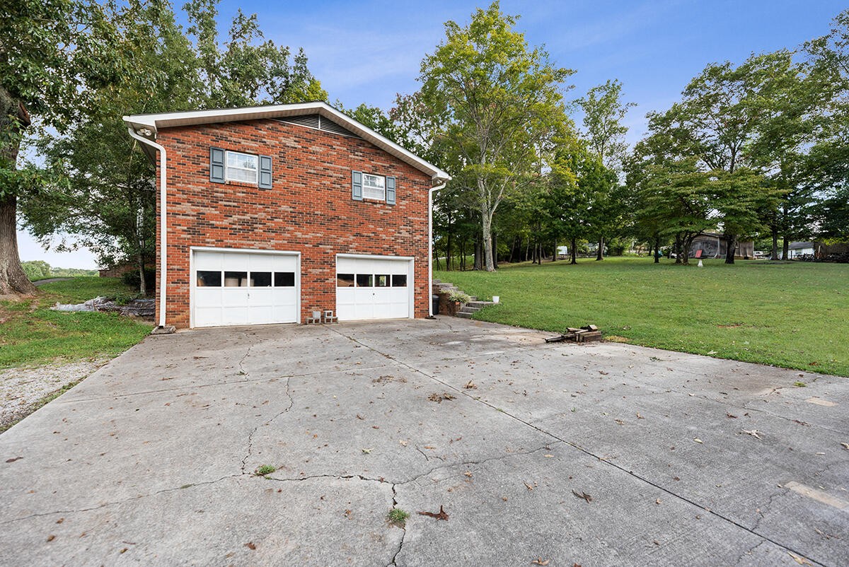 7402 Fairview Road Corryton, TN 37721 - Photo 3 of 32