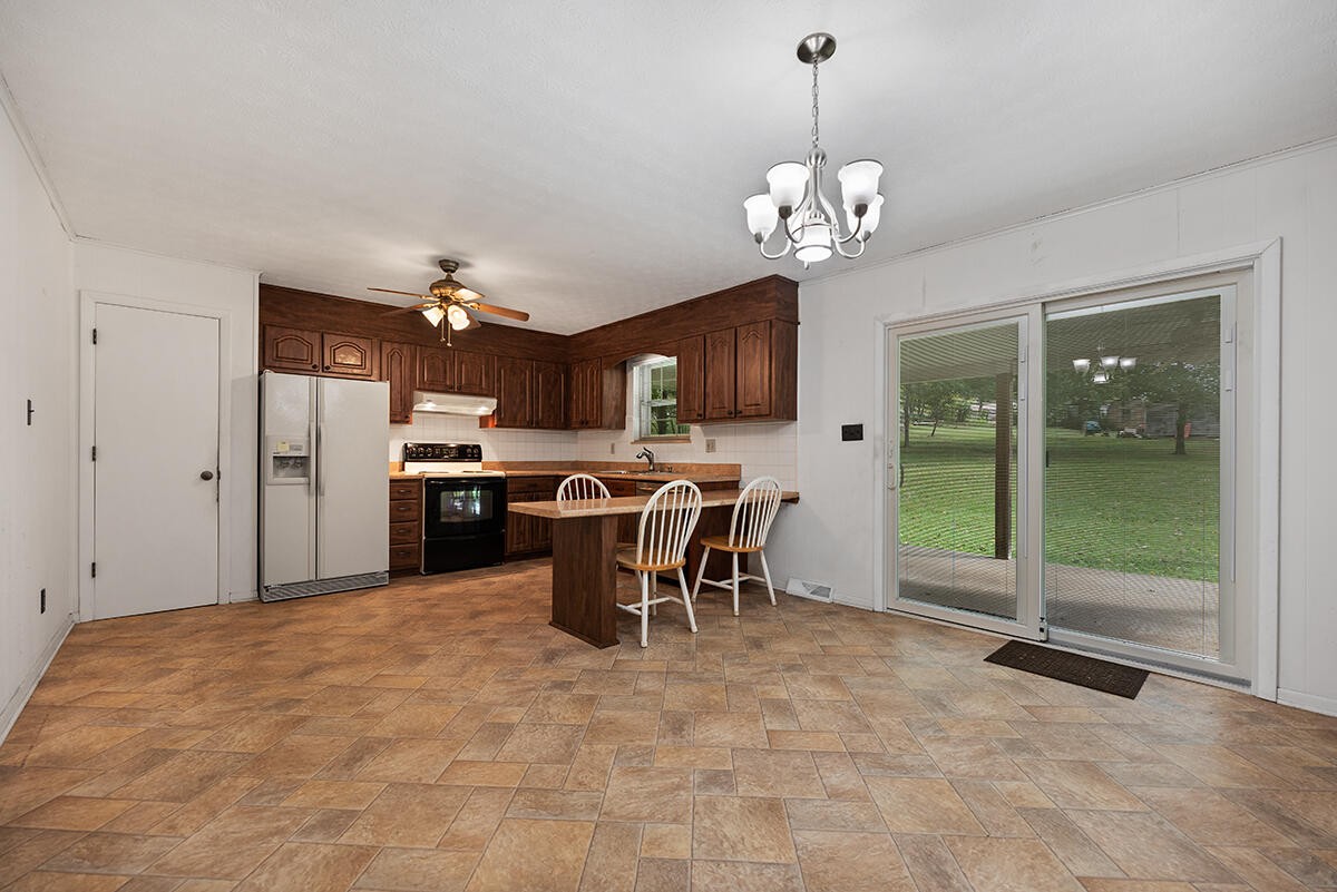 7402 Fairview Road Corryton, TN 37721 - Photo 10 of 32