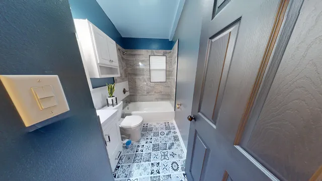 $1,575 | 737 East 47th Avenue, Gary, IN 46409