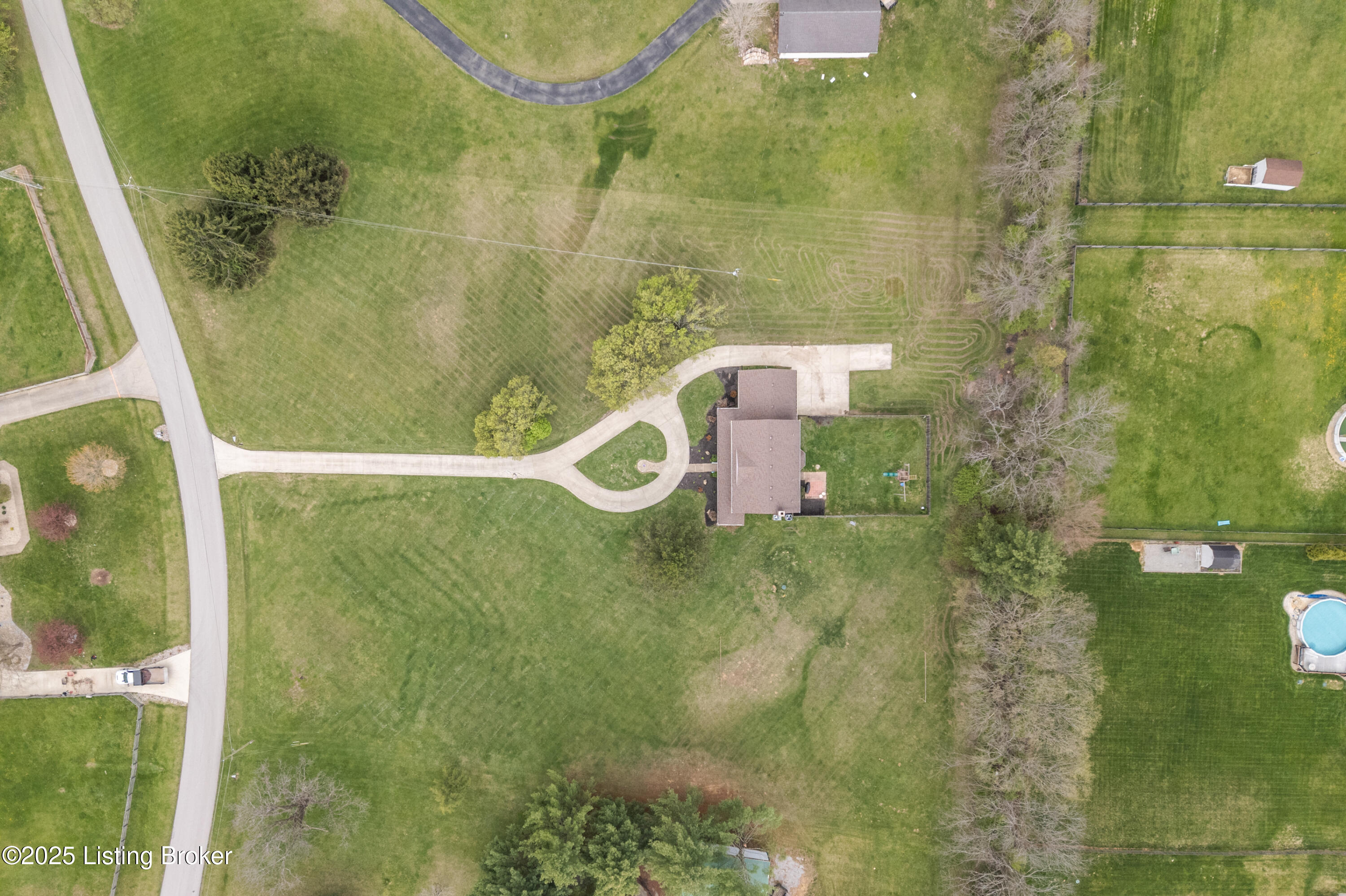 4301 Fox Ridge Road Crestwood, KY 40014 - Photo 20 of 65 4301 Fox Ridge Rd-27