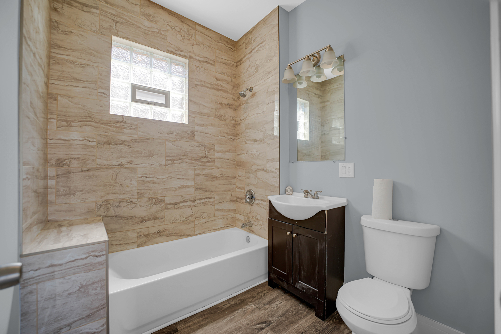 5718 South Sangamon Street Chicago, IL 60621 - Photo 5 of 23
