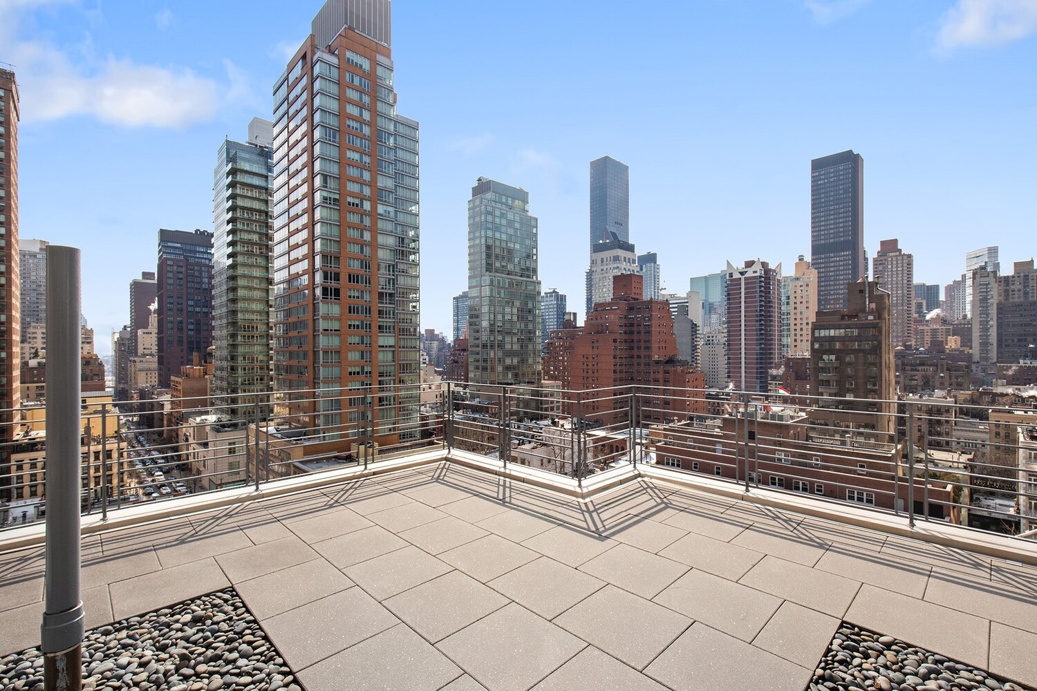211 East 53rd Street, Unit 3M Manhattan, NY 10022 - Photo 8 of 11 a picture of city view