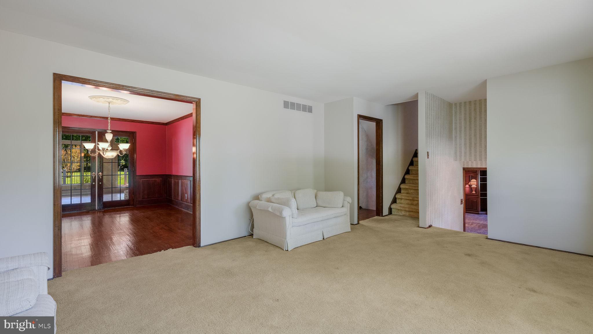 2775 Red Gate Drive Doylestown, PA 18902 - Photo 7 of 38 a view of a livingroom with furniture and staircase