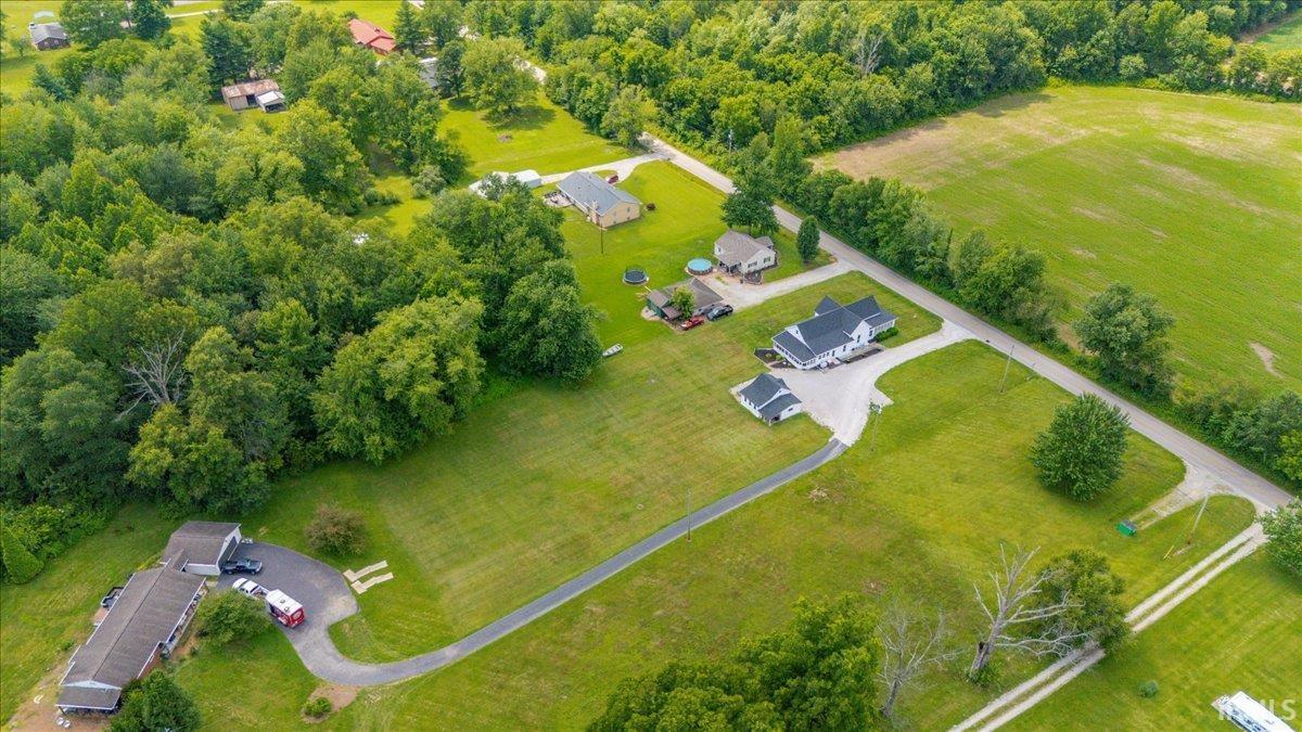 2811 East Degonia Road Boonville, IN 47601 - Photo 33 of 46