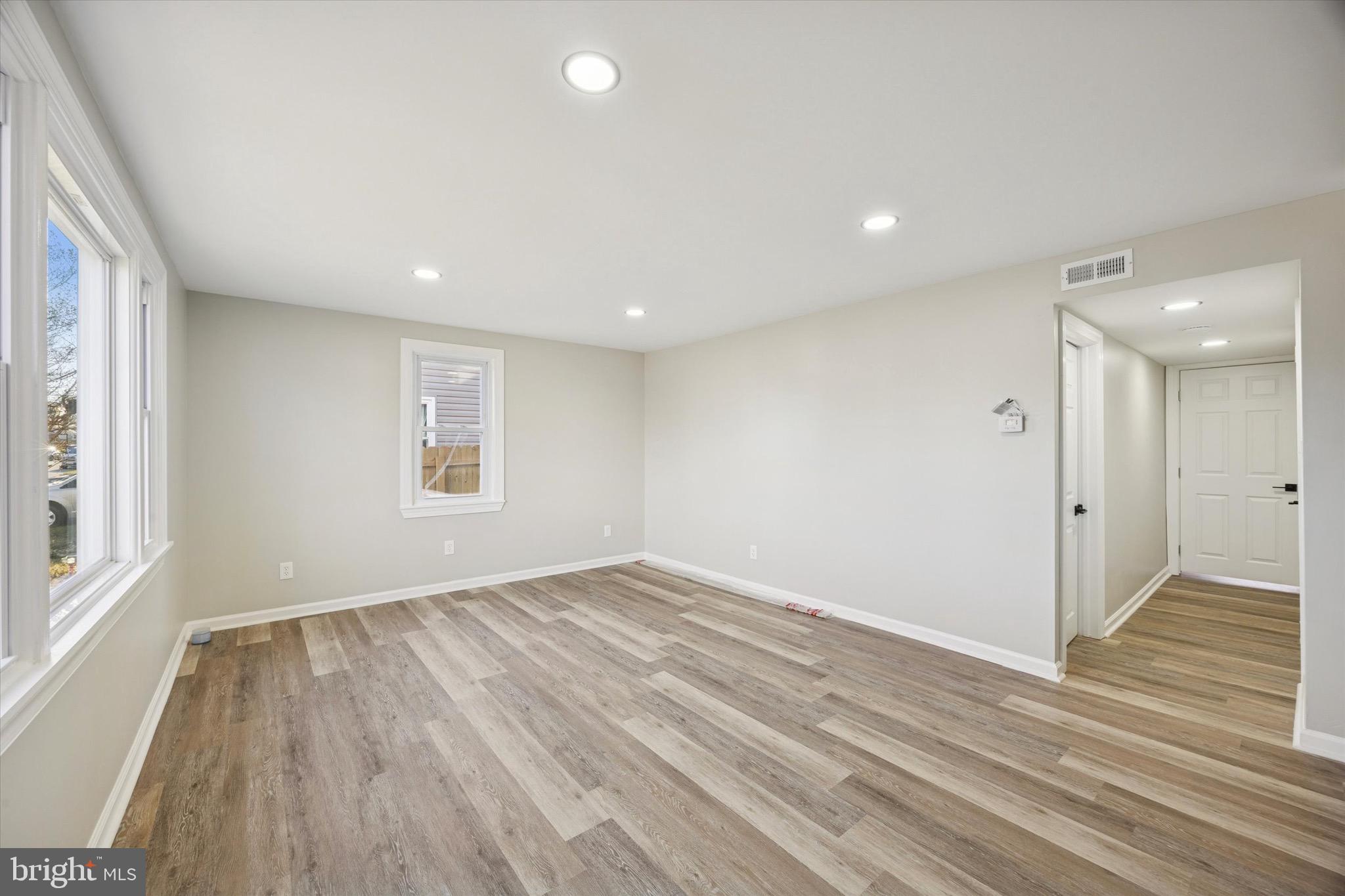 153 Olga Road Wilmington, DE 19805 - Photo 7 of 25