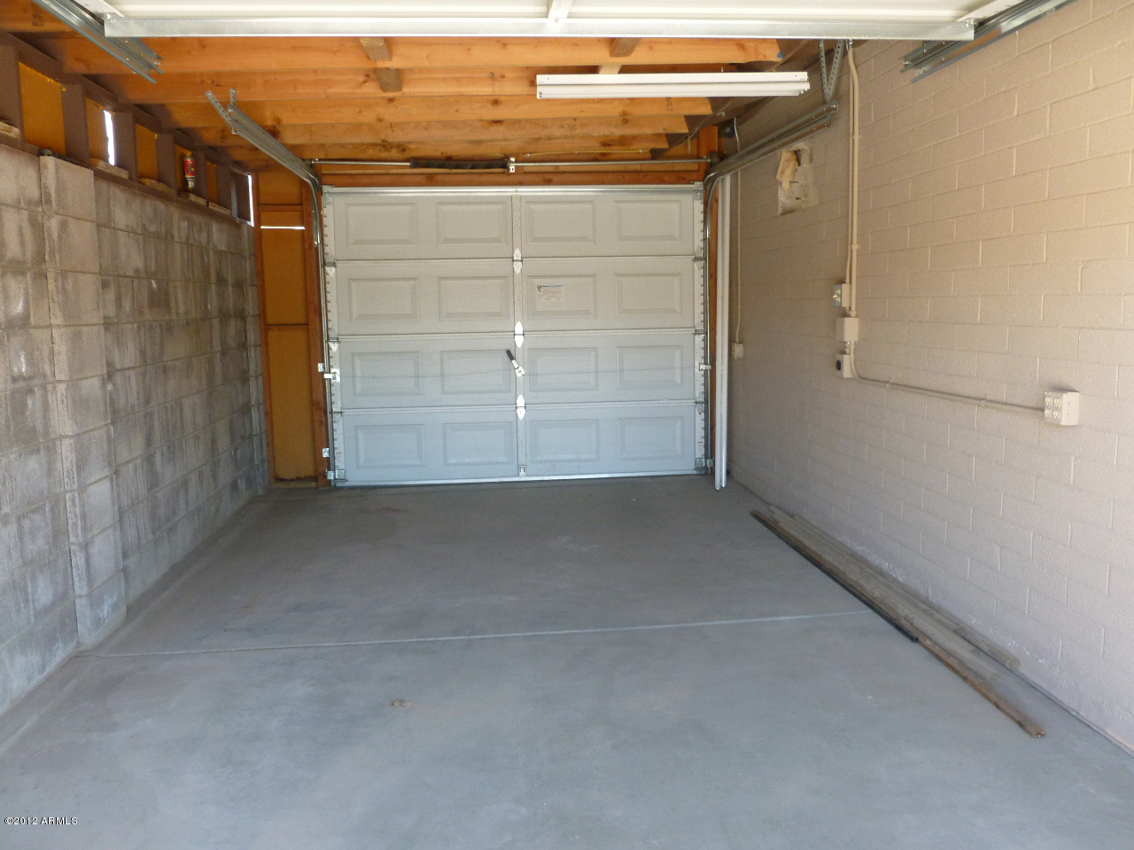3950 West Redfield Road Phoenix, AZ 85053 - Photo 32 of 42 P1000671