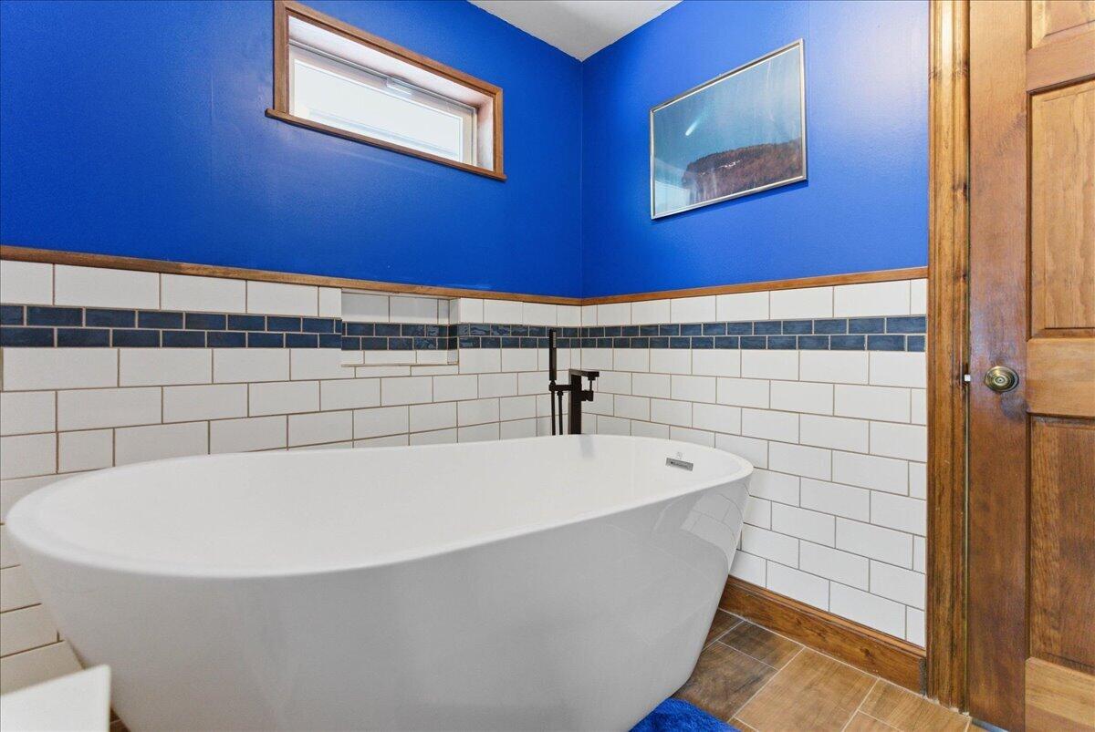 376 Main Street Wayne, ME 04284 - Photo 39 of 94 052-8_Bathroom 1.4