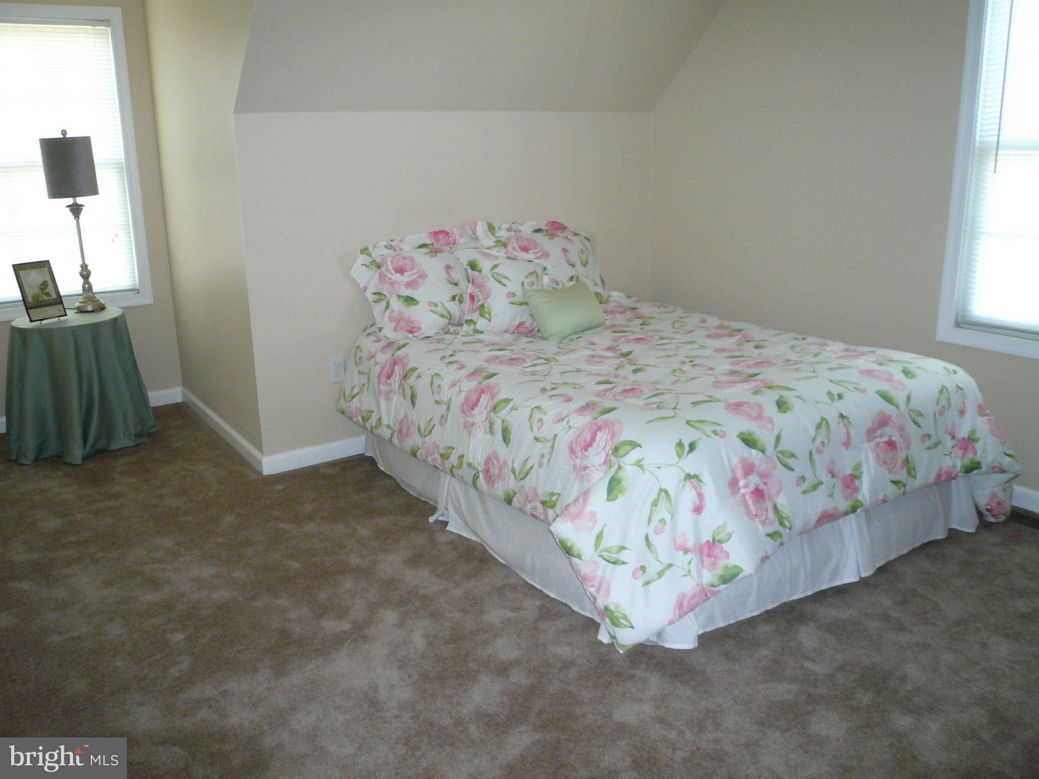 2508 Haddaway Road Baltimore, MD 21219 - Photo 16 of 22 Bedroom