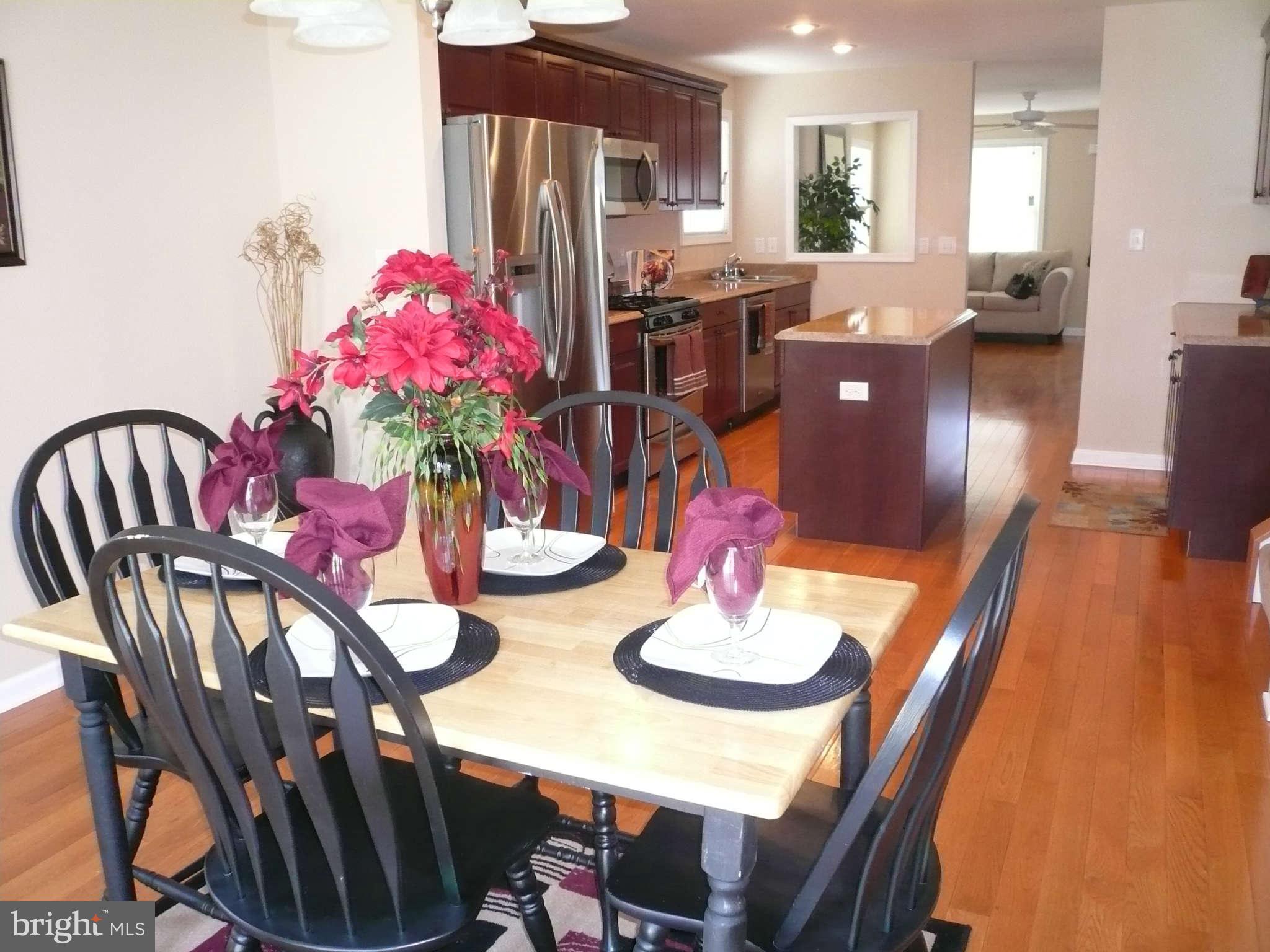 2508 Haddaway Road Baltimore, MD 21219 - Photo 6 of 22 Dining Room