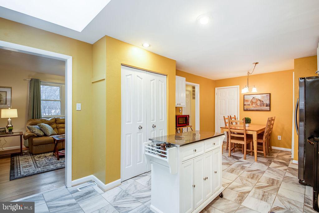 9662 Meetze Road Midland, VA 22728 - Photo 13 of 30 Gallery Image 13