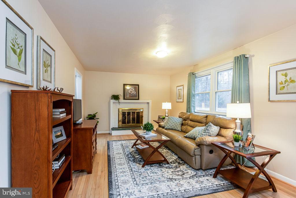 9662 Meetze Road Midland, VA 22728 - Photo 4 of 30 Gallery Image 4