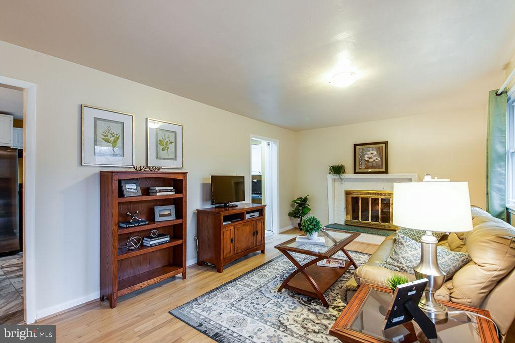 9662 Meetze Road Midland, VA 22728 - Photo 5 of 30 Gallery Image 5
