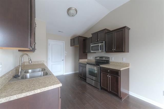 292 Merin Height Road Jacksonville, NC 28546 - Photo 5 of 14 Additional Photo