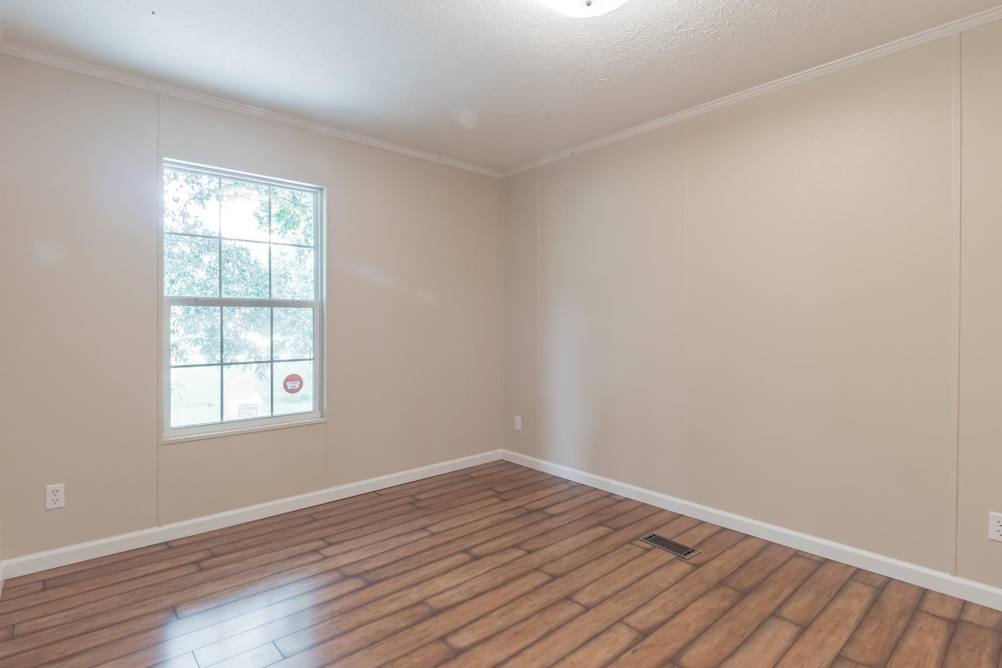 435 Bushy Creek Road Woodruff, SC 29388 - Photo 9 of 30