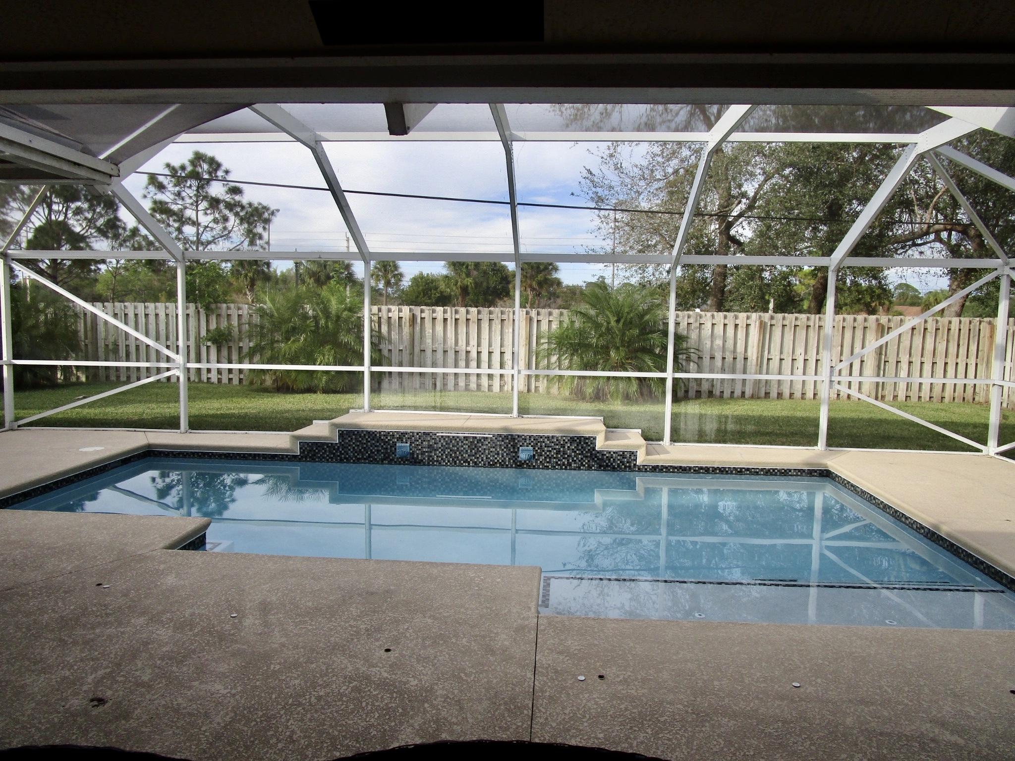 1619 Southwest Escobar Ln  