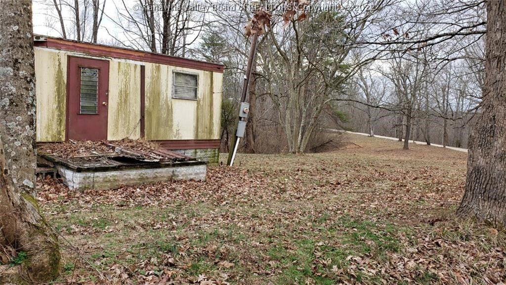 1530 Watts Chapel Road Kenna, WV 25248 - Photo 7 of 8 Gallery Image 7