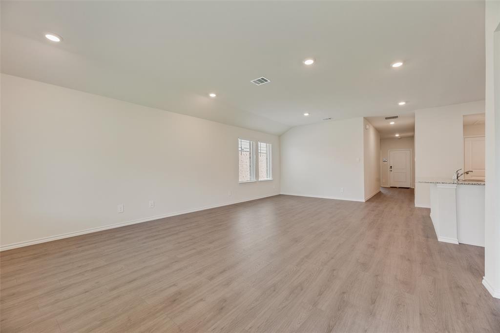 3407 Rendezvous Way Sherman, TX 75090 - Photo 6 of 17