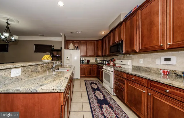 $3,100 | 16942 Chesley Place, Woodbridge, VA 22191