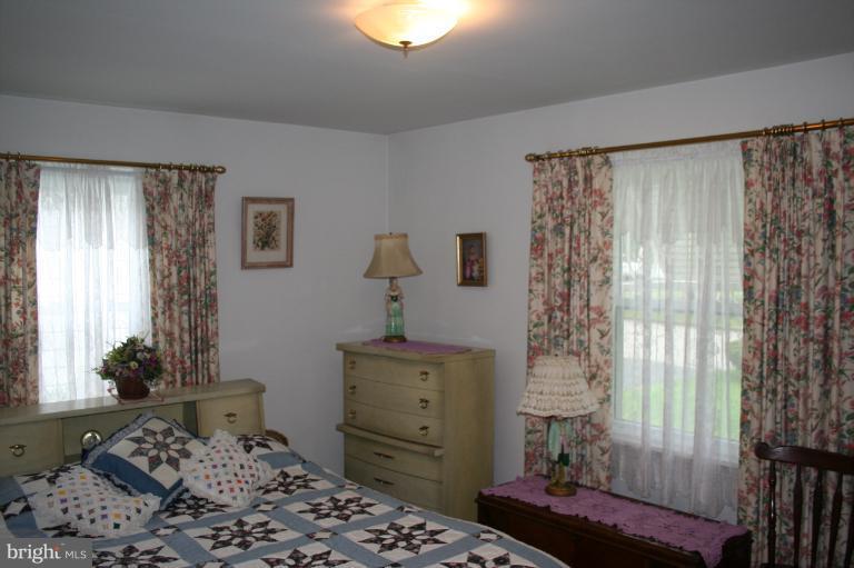 125 Highland Road Chambersburg, PA 17202 - Photo 6 of 16 Bedroom