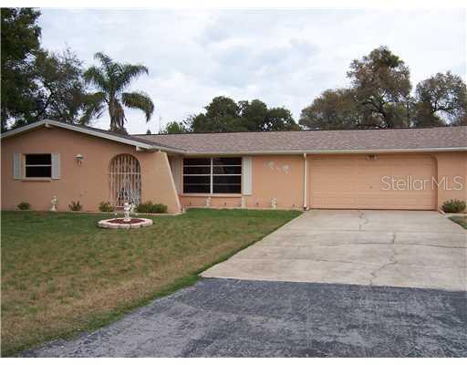 4137 Highland Loop New Port Richey, FL 34652 - Photo 1 of 1 Exterior Front