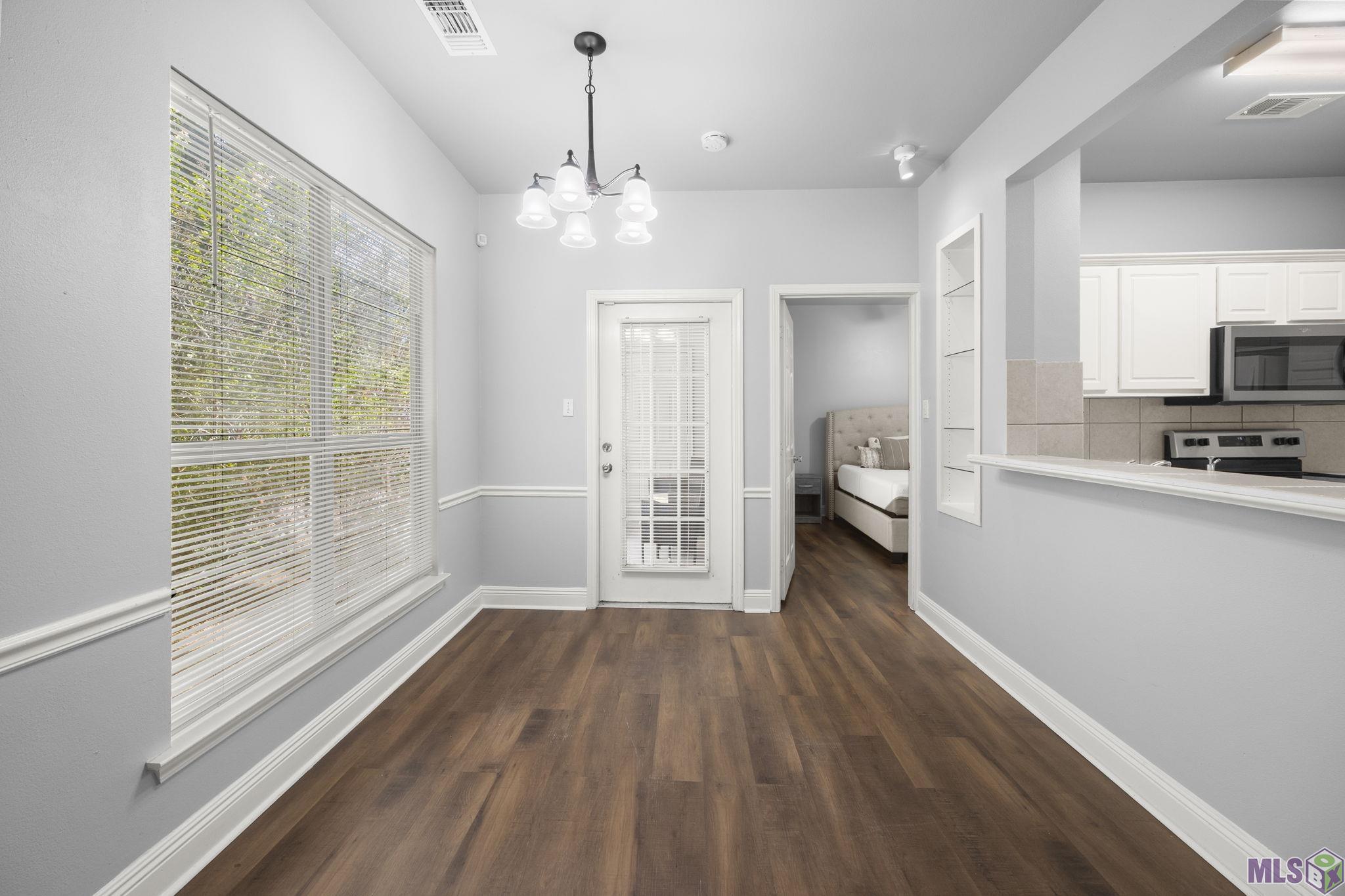 5151 Etta Street, Unit 3E Baton Rouge, LA 70820 - Photo 7 of 18 Gallery Image 7