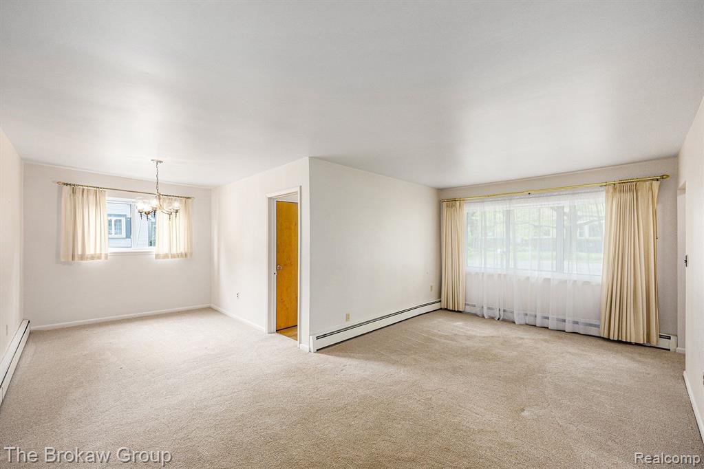2724 Harrison Avenue Rochester Hills, MI 48307 - Photo 6 of 20