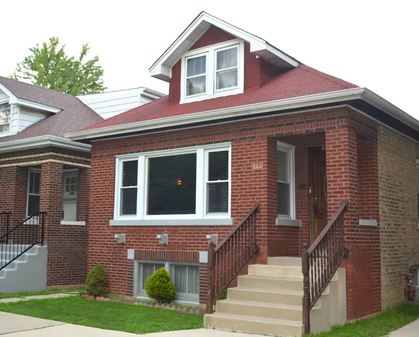 $369,900 | 4051 North Marmora Avenue, Chicago, IL 60634