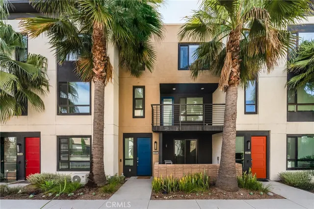 $940,000 | 2850 North Glassell Street, Orange, CA 92865