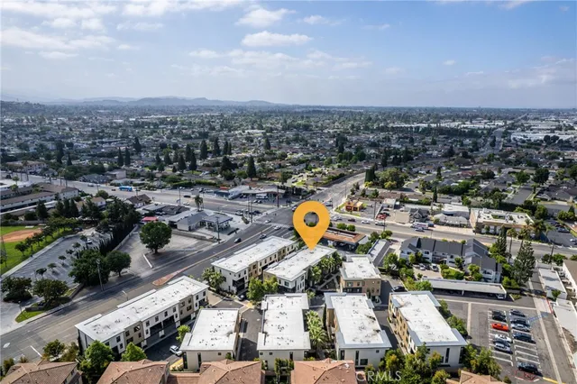 $940,000 | 2850 North Glassell Street, Orange, CA 92865