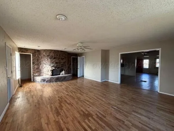 $109,900 | 822 East Santa Fe Avenue, Canadian, TX 79014