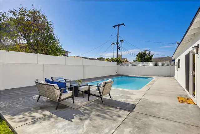 $1,300,000 | 4652 Prelude Drive, Huntington Beach, CA 92649