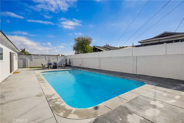 $1,300,000 | 4652 Prelude Drive, Huntington Beach, CA 92649