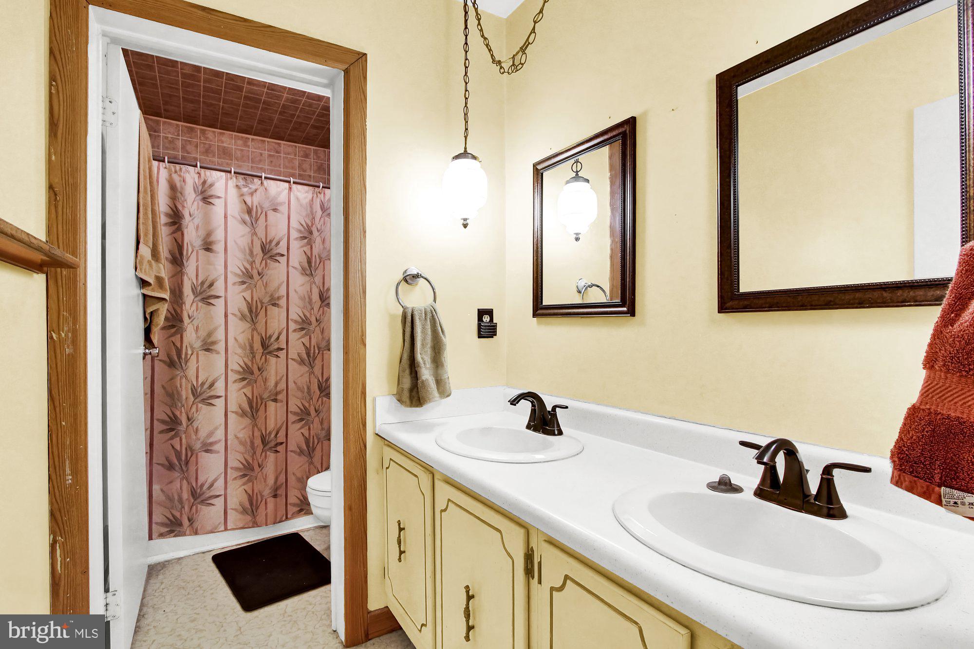 1411 Georgetown Road Middletown, PA 17057 - Photo 16 of 31 Gallery Image 16