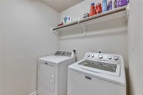 $2,200 | 2019 Stubbs Drive, Bryan, TX 77807