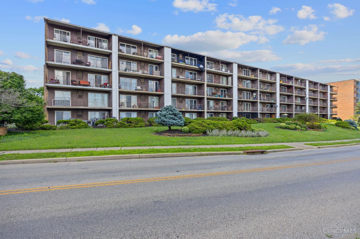 2680 Lehman Road, Unit C307 Cincinnati, OH 45204 - Photo 6 of 36
