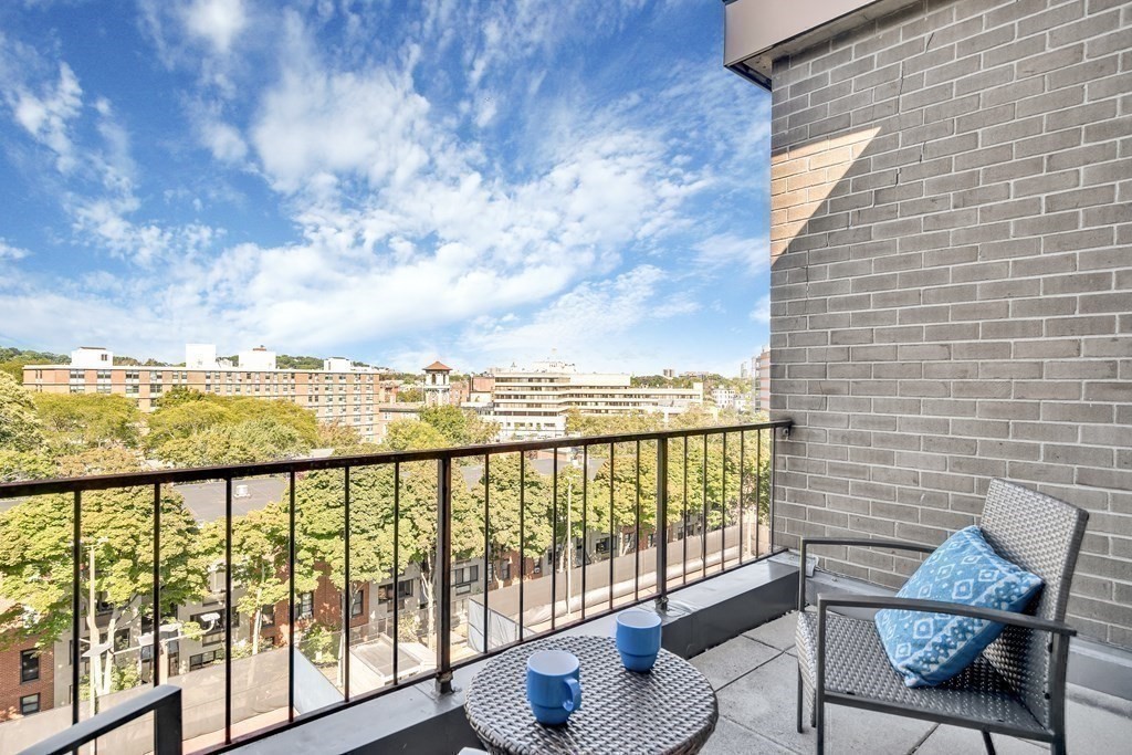 99 Pond Avenue, Unit PH804 Brookline, MA 02445 - Photo 6 of 19