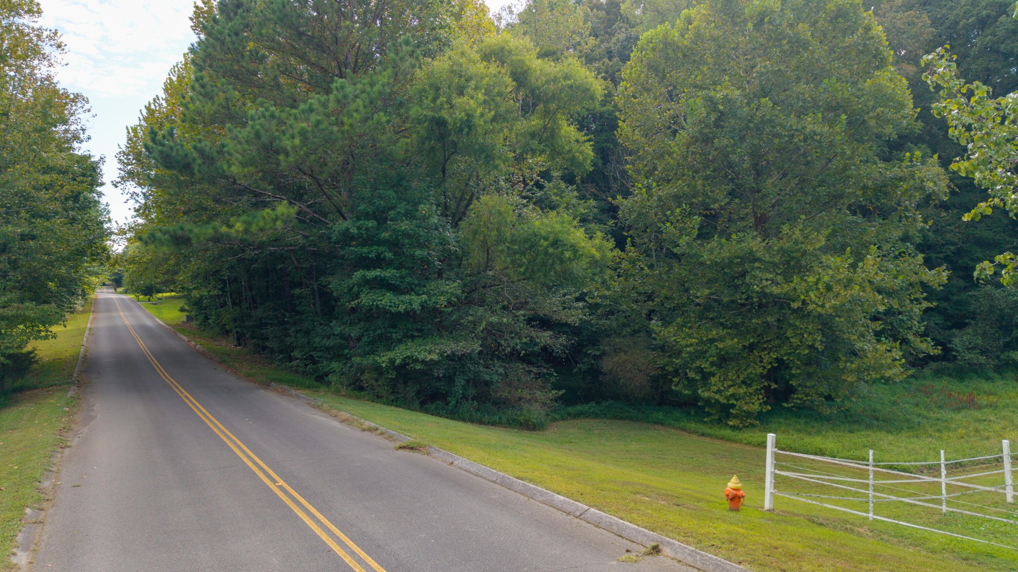 493 Mowery Circle Charleston, TN 37310 - Photo 11 of 14 a view of a tennis court