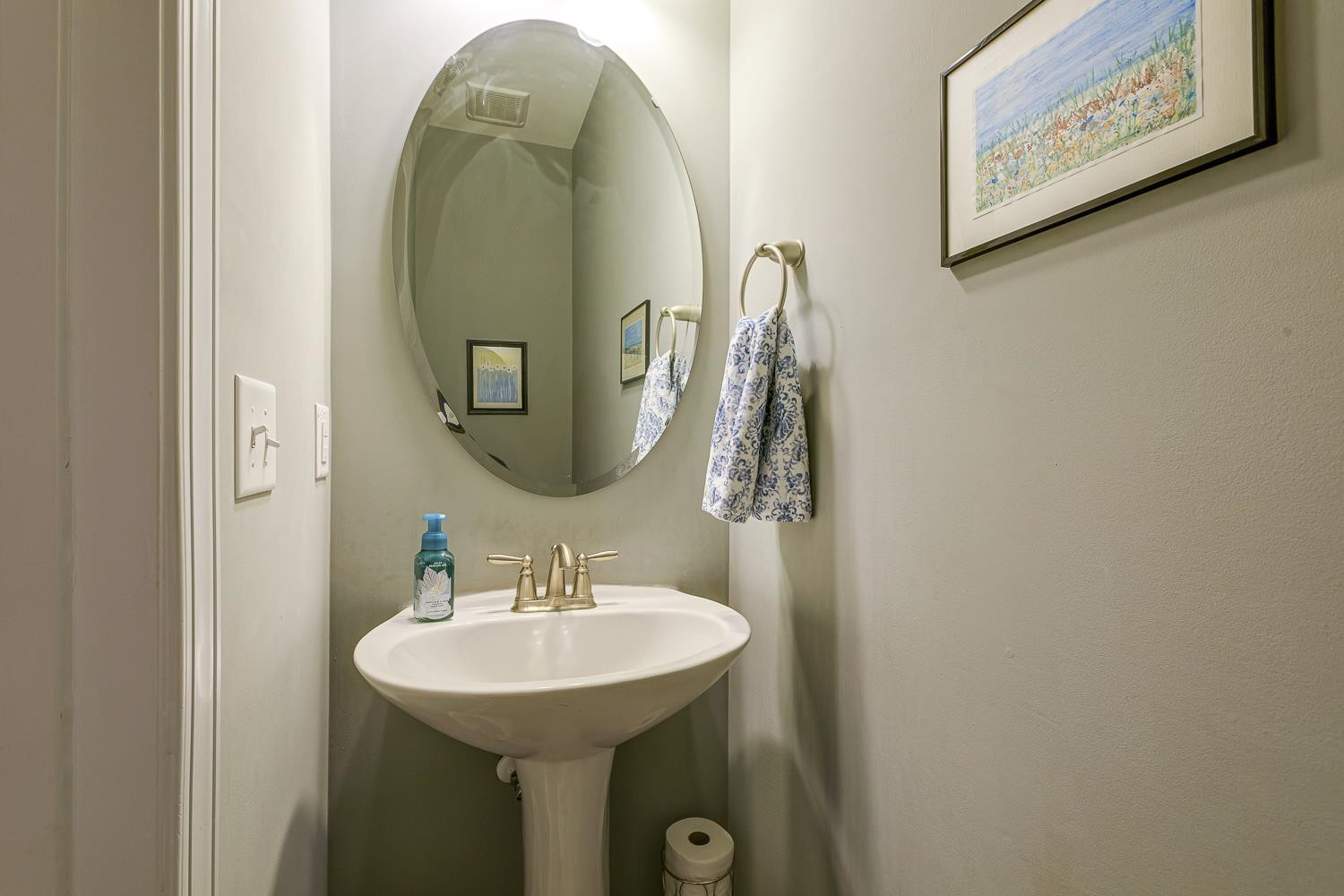 5516 Red Line Court Raleigh, NC 27603 - Photo 16 of 39 Half bath