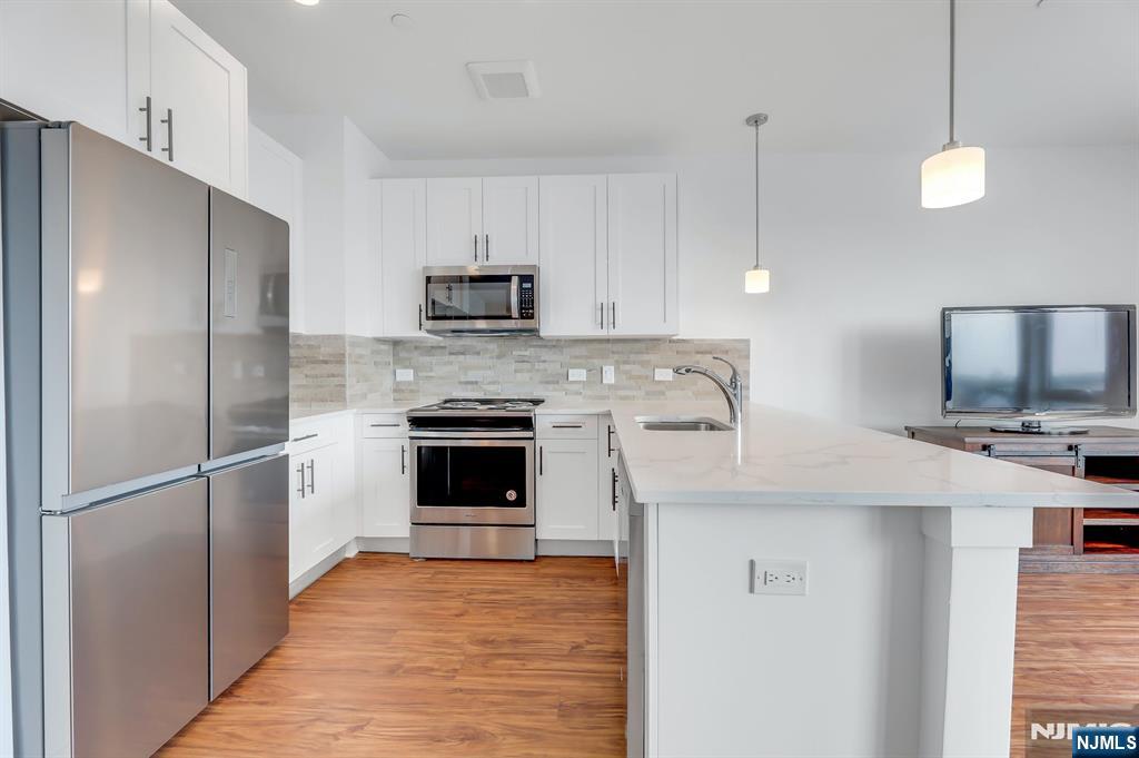 85 Ridge Road, Unit 307 North Arlington, NJ 07031 - Photo 11 of 27