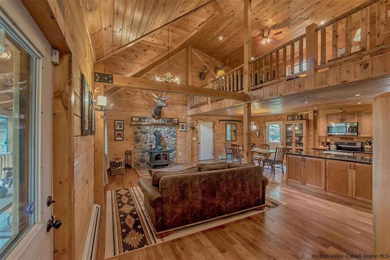 42 Crofts Road West Hurley, NY 12491 - Photo 3 of 33 Photo 3
