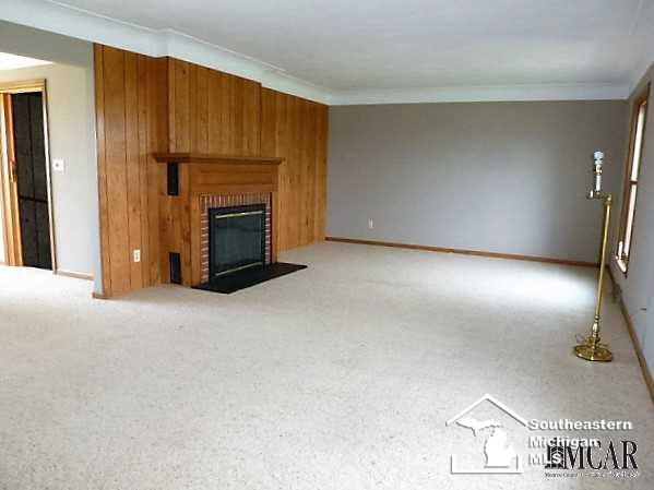 595 Rauch Road Temperance, MI 48182 - Photo 3 of 28 Living Room