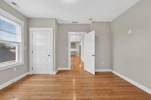 $3,600 | 42 Almont Street, Unit 3L, Medford, MA 02155