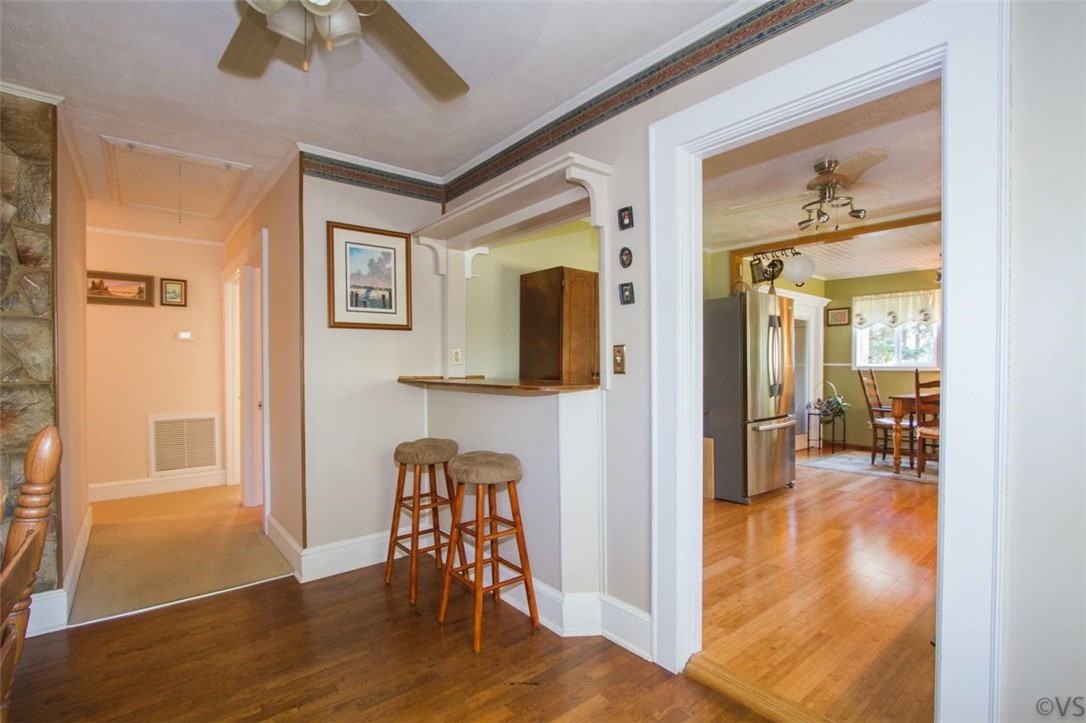 810 Baskin Road Iva, SC 29655 - Photo 11 of 39